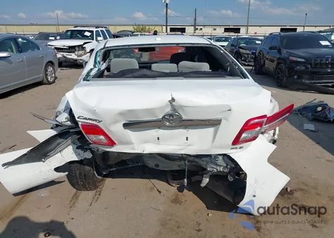 2011 Toyota Camry Se/Le/Xle z USA, uszkodzony, nr VIN 4T4BF3EK3BR095167